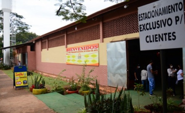 Realizan mejoras de infraestructura en la Feria Permanente