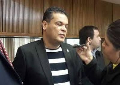 Robert Acevedo incrementó 90 % su patrimonio en menos de un año