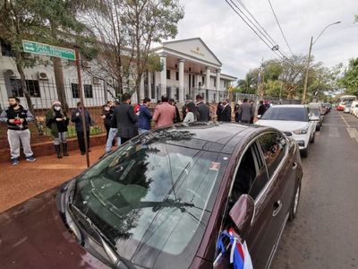 Abogados de CDE se movilizan en rechazo a paro de actividades