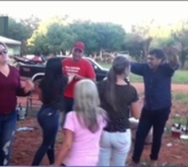 Organizaron una fiesta bailable en plena crisis sanitaria - Paraguay.com
