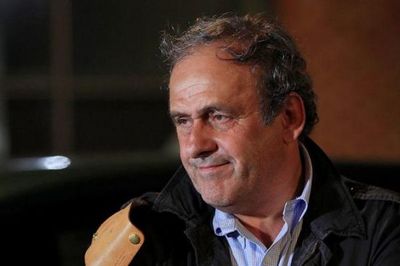 Fiscalía suiza amplía investigación en caso FIFA y apunta a Michel Platini