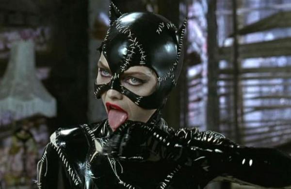 Fanáticos quieren que Michelle Pfeiffer regrese como Gatúbela en 'The Flash' - C9N