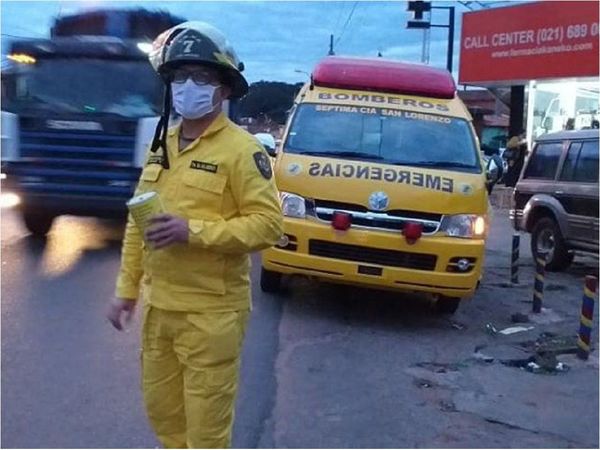 Bomberos realizan pizzeada para recaudar fondos y retirar equipos