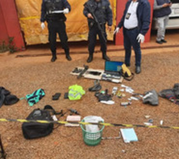 Capturan a presuntos delincuentes en un motel - Paraguay.com