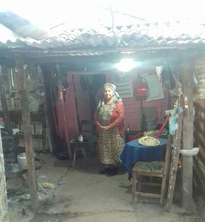 Abuela vende sus pocas pertenencias para comer, porque Hacienda le cortó la pensión - Nacionales - ABC Color