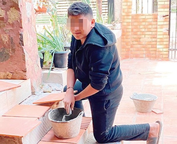 Con solo 13 años ya es un ¡oficial constructor! | Crónica