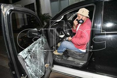 Confuso episodio entre conductor y Caminera en Barcequillo - Nacionales - ABC Color