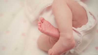 Niña madre dio a luz a una bebé de poco más de 2 kg: ambas se encuentran en buen estado