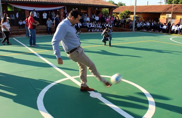 Obras viales de la Comuna no pararon en la cuarentena - 292° Aniversario de Itauguá - ABC Color