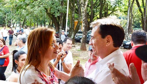 Feroz PELEA por el BOTÍN llamado “MUNICIPALIDAD de CIUDAD DEL ESTE”