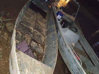Incautan embarcación con 20 kilos de marihuana a orillas del río Paraná