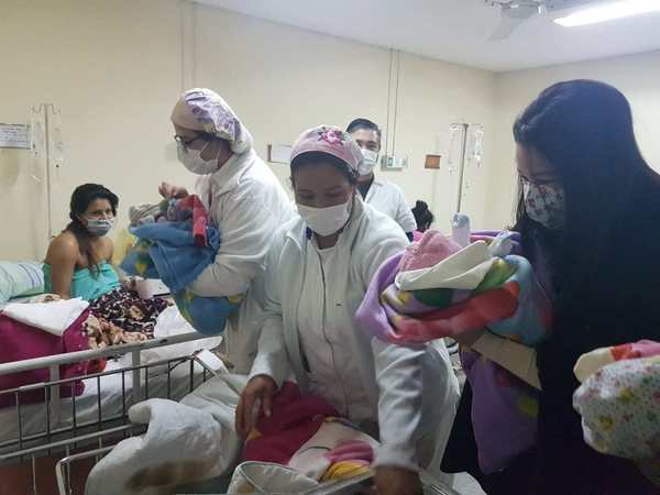 Nacen trillizas en el Hospital de Luque • Luque Noticias