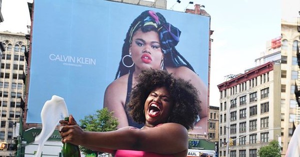 La polémica nueva campaña publicitaria de Calvin Klein