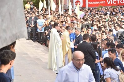 Mario Abdo acepta las fuertes críticas realizadas en Caacupé - Campo 9 Noticias