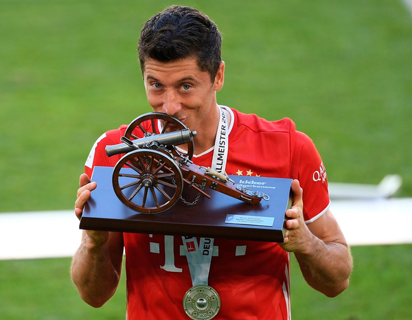Lewandowski acapara los premios individuales en la Bundesliga