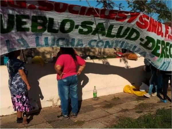 Vecinos exigen equipos para el Hospital de Independencia