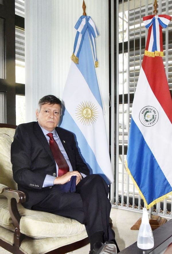 Argentina quiere cerrar discusión sobre Yacyretá, dice embajador - Política - ABC Color