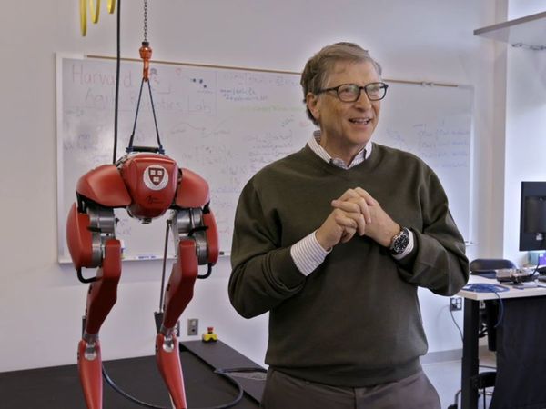 Bill Gates califica como 'más sombrío' al panorama mundial por la pandemia | Noticias Paraguay