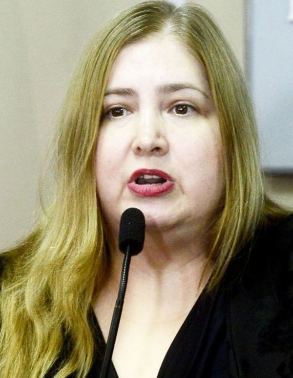“Con la publicación sola no tenemos nada”, dice fiscala Alcaraz sobre declaraciones juradas - Notas - ABC Color