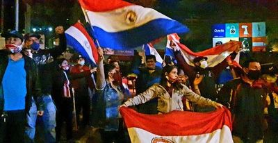 En CDE instalan carpa de la resistencia contra más préstamos - ABC en el Este - ABC Color