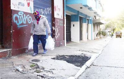 La multa por vereda en mal estado  llega a G. 1.686.800 - Locales - ABC Color