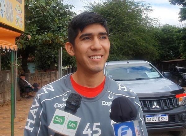 Jugador de la albirroja en Loreto
