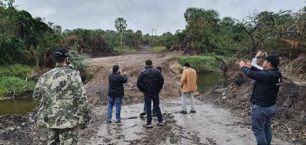 Taponan ilegalmente riacho en zona de comunidad nativa