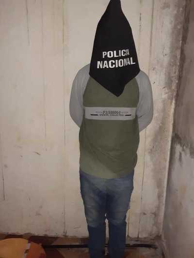Ebrio golpea a su propia madre con un palo de escoba
