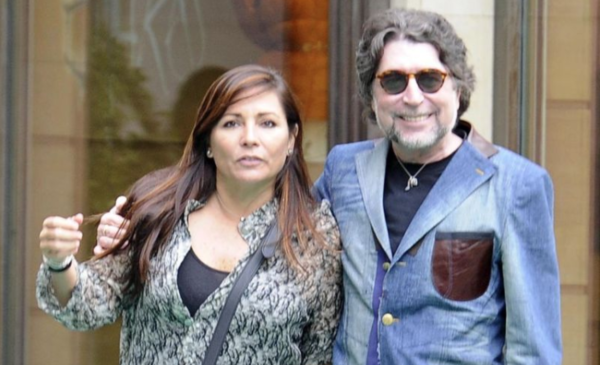 HOY / Joaquín Sabina contrae matrimonio en Madrid con Jimena Coronado