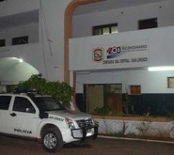 11 personas detenidas por organizar un partido de fútbol - Paraguay.com