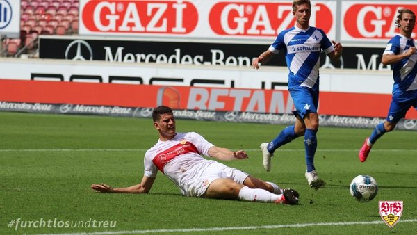 Mario Gómez marca el gol de ascenso y cumple el retiro 'soñado' en Stuttgart