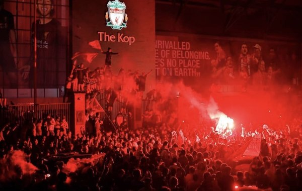 Liverpool condena la actitud 'inaceptable' de sus aficionados
