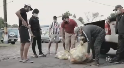 Libertad entregó kits a jugadores de las Formativas