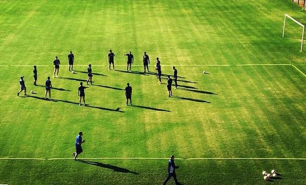 “Está aislado del equipo de trabajo” - Sportivo Luqueño - ABC Color