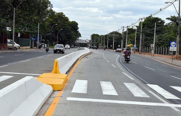 Mota Engil admite que no debieron iniciar obras del metrobús sin tener franja liberada - Nacionales - ABC Color