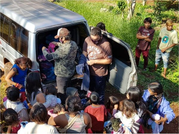 Comunidades indígenas de Presidente Franco reciben ayuda solidaria