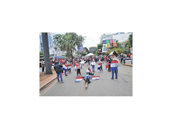 En CDE continúan las manifestaciones contra la corrupción