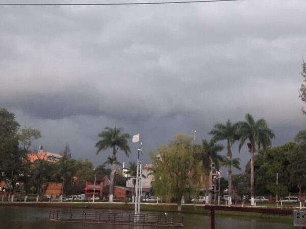 Emiten alerta por tormentas para siete departamentos