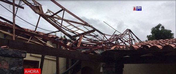 Fuerte temporal causa destrozos en varias zonas del país | Noticias Paraguay