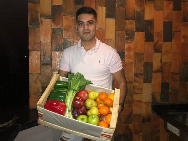 Joven apuesta por ofrecer productos saludables y económicos