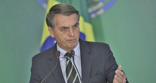 Brasil reabre la economía sin doblegar la curva