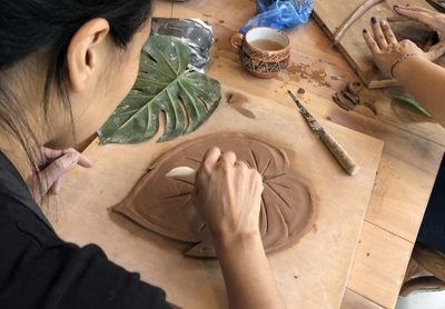 Aprende a moldear tu bienestar con arcilla