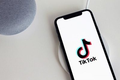 India prohíbe 59 aplicaciones, incluidas TikTok y WeChat