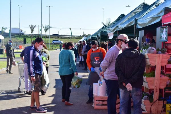 Fortis apoya a productores e impulsa “Domingo verde”