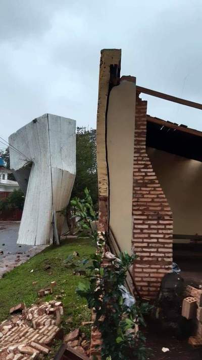 Temporal deja destrozos en el Caaguazú - Campo 9 Noticias