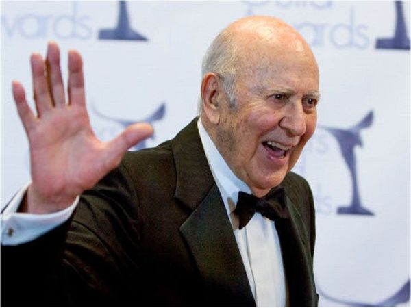 Muere a los 98 años Carl Reiner, legendario cómico estadounidense