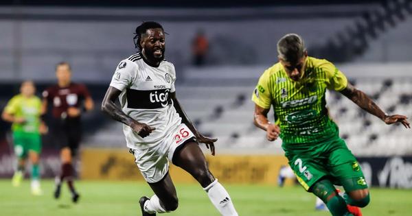 Terminó la novela: Olimpia rescinde contrato con Adebayor