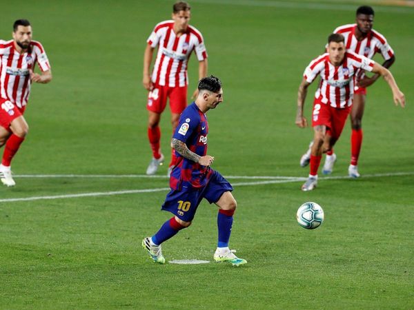 Messi alcanza los 700 goles oficiales