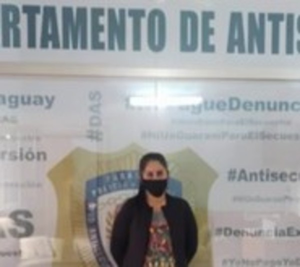 Cae mujer que sería parte de peligrosa banda dedicaba a la sextorsión  - Paraguay.com