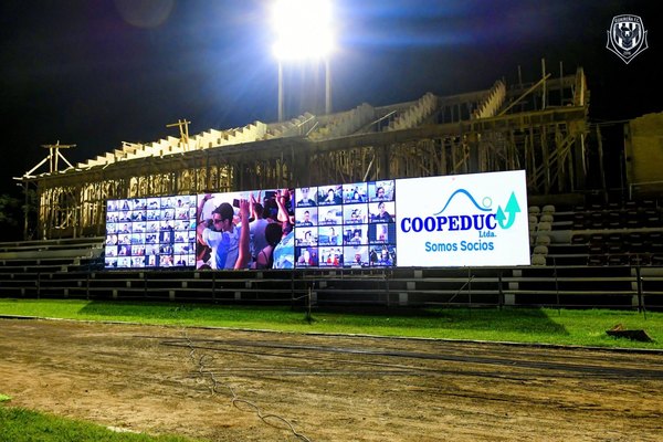 Guaireña instala en su estadio pantallas leds y sonido ambiente